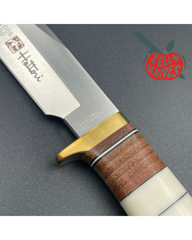 Hattori fixed blade "2006 Knife of the Year" Wild Road Hunter VG-10 stainless steel brass guard stacked leather wood box