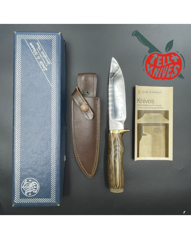 SMITH & WESSON Outdoorsman Knife Model 6020 with Original Sheath & Box