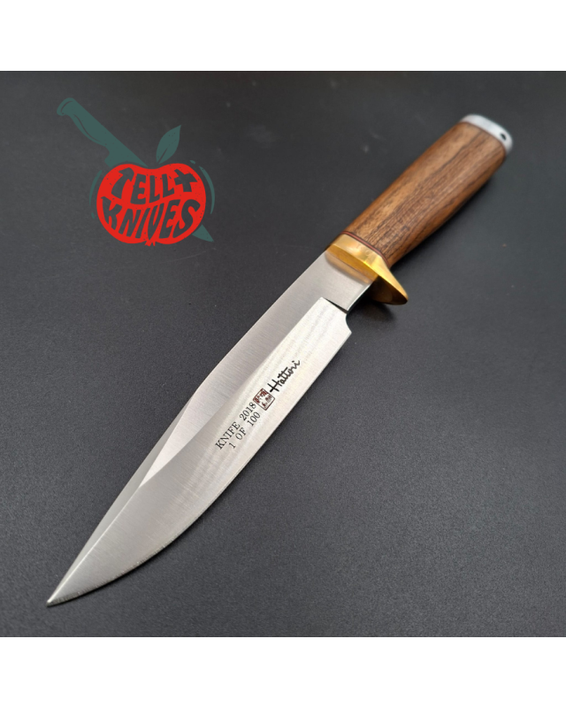 Hattori fixed blade 2018 Limited Edition 100pces Knife of the Year AUS-8 stainless steel brass guard and pommel bocote wood