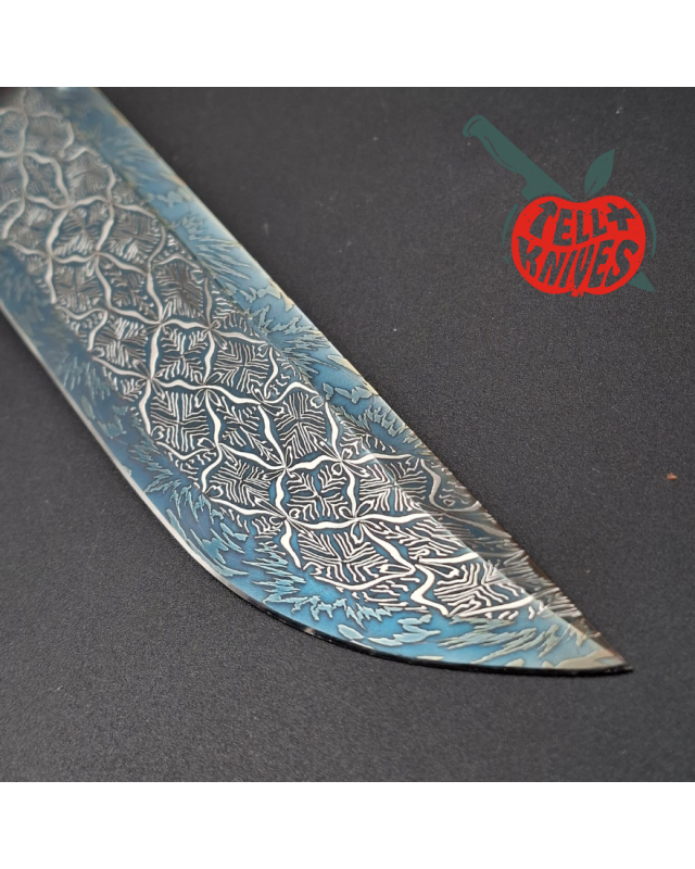 Sergey Shidlovskiy Custom Knives Model YETI Mosaic Damascus blue blade white epoxy stabilized oak wood handle