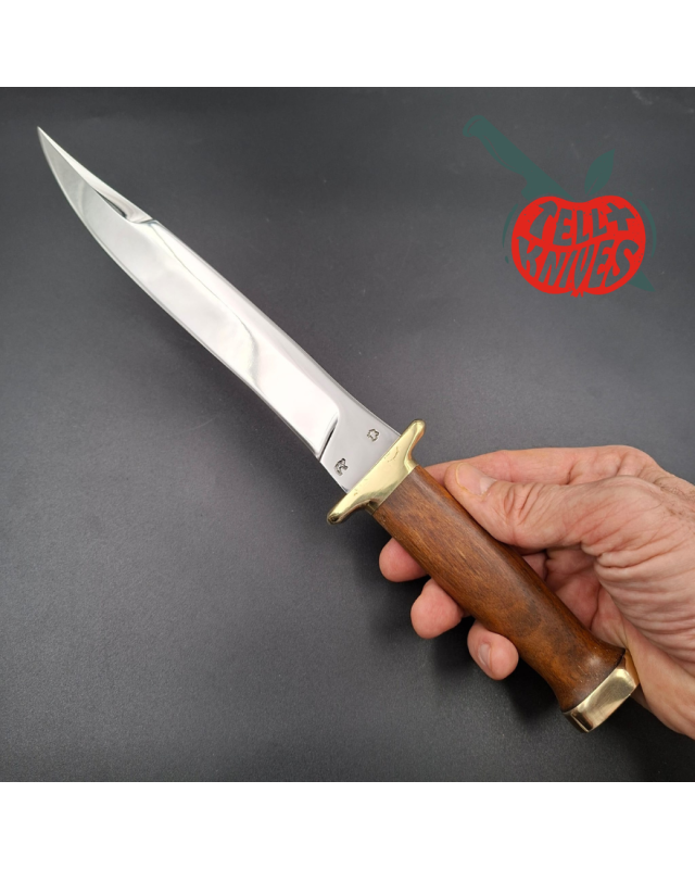 Jean Tanazacq 1994 Modèle Bazeilles acier 440C forgé finition miroir garde laiton manche noyer étui cuir