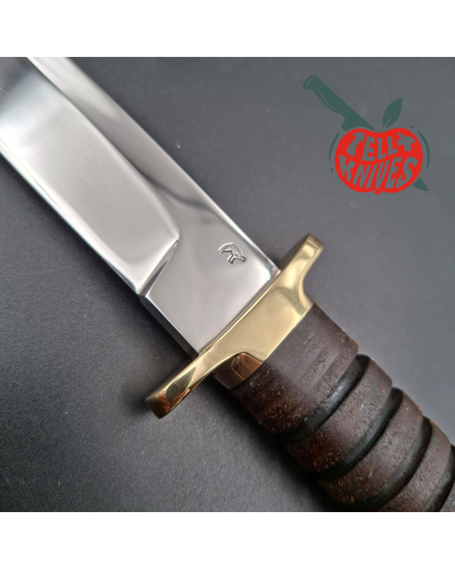 Jean Tanazacq 1989 Modèle Prairie 2 acier 440C forgé finition miroir garde laiton manche rondelles de cuir étui cuir