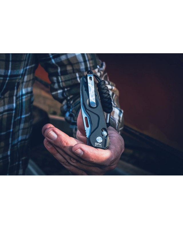 Extrema Ratio The Carry Box Limited Edition 500pces knife black leather wallet black hat CF credit card