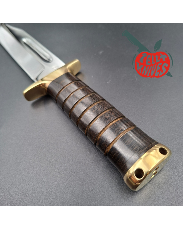 Jean Tanazacq 1990 Modèle USMC acier 440C forgé finition miroir garde laiton manche micarta étui cuir