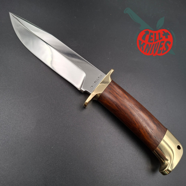 Jean Tanazacq Modèle Tronçay 1 acier 440C forgé finition miroir garde et pommeau laiton manche bois de noyer étui cuir