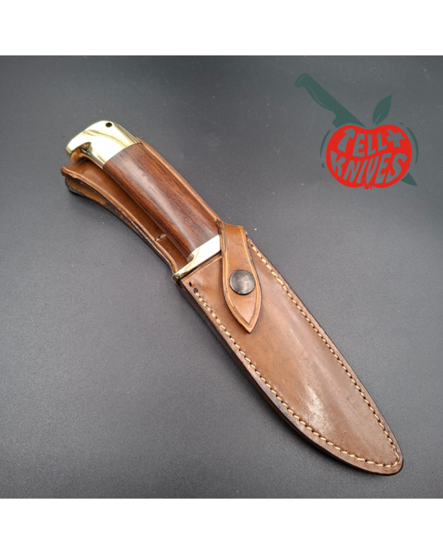 Jean Tanazacq Modèle Tronçay 1 acier 440C forgé finition miroir garde et pommeau laiton manche bois de noyer étui cuir