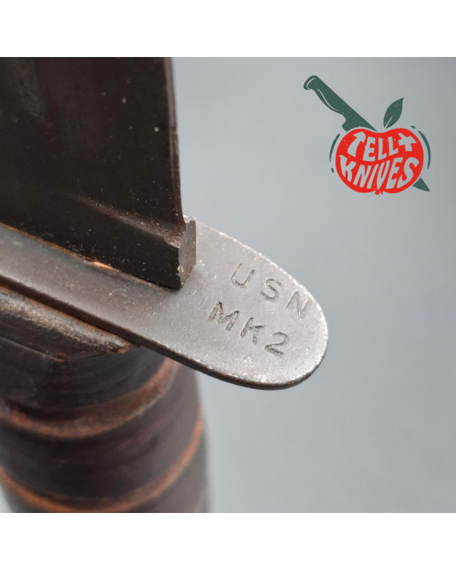 KABAR MK2 Fighting Knife WWII Era black carbon steel blade stacked leather handle gray plastic sheath