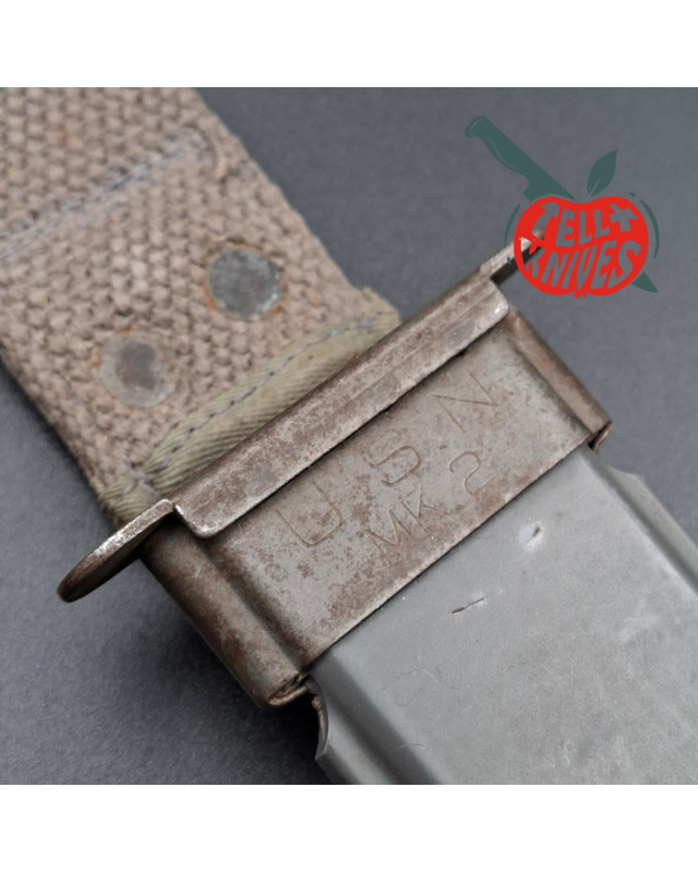 KABAR MK2 Fighting Knife WWII Era black carbon steel blade stacked leather handle gray plastic sheath