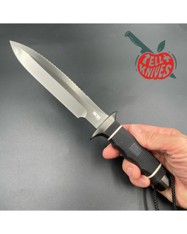SOG Scuba Demo 2.0 fighting knife AUS-8 stainless steel Black TiNi finish black Kraton handle black leather sheath