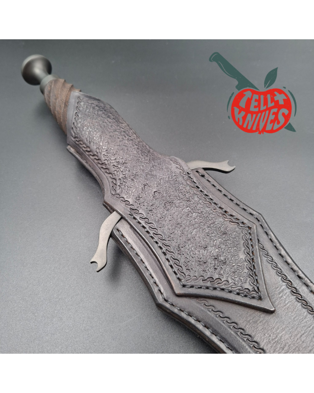 Michal Komorovsky Hunting Dagger Sleipner steel black DLC coating Wenge wood handle black leather sheath [duplicated]