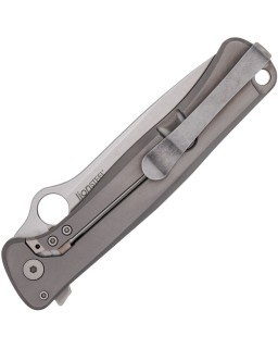 Spyderco Slym M390 steel gray titanium handle carbon fiber inlay made by LionSteel