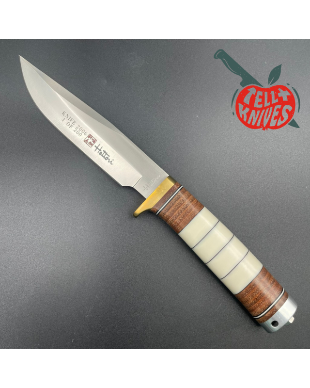 Hattori fixed blade "2006 Knife of the Year" Wild Road Hunter VG-10 stainless steel brass guard stacked leather wood box