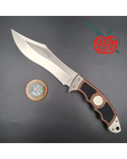 SOG Gunny Series Bowie GFX01-L Full Tang fixed blade VG-10 stainless steel wood display