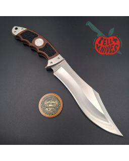 SOG Gunny Series Bowie GFX01-L Full Tang fixed blade VG-10 stainless steel wood display