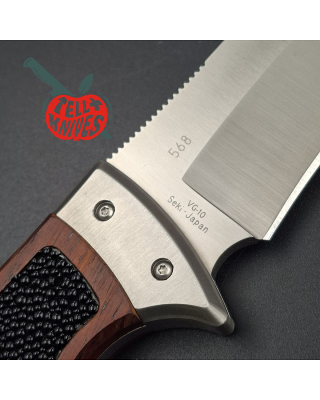 SOG Gunny Series Bowie GFX01-L Full Tang fixed blade VG-10 stainless steel wood display