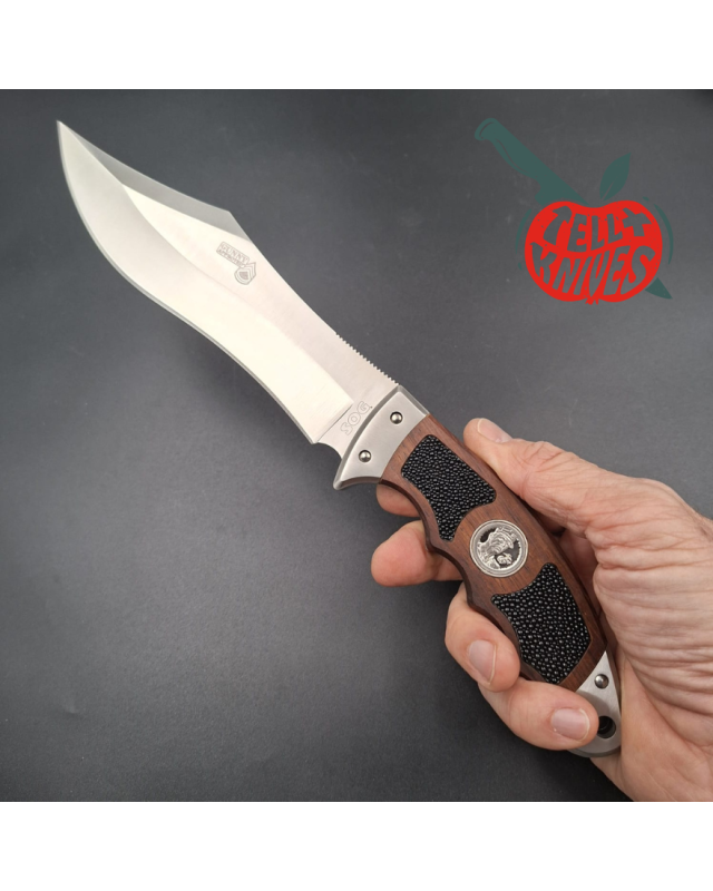 SOG Gunny Series Bowie GFX01-L Full Tang fixed blade VG-10 stainless steel wood display