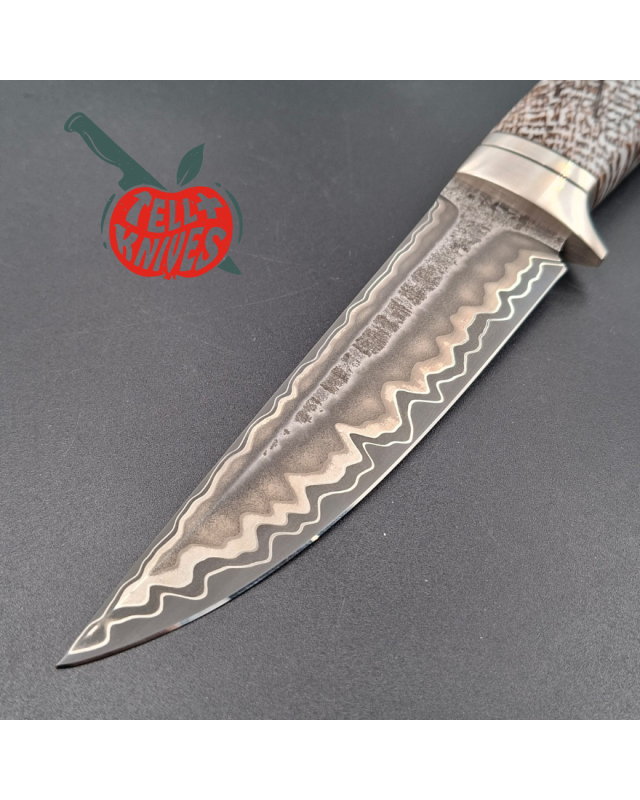 Sergey Shidlovskiy Custom Knives Snow Fighter laminate steel blade petrified oak handle brown leather sheath