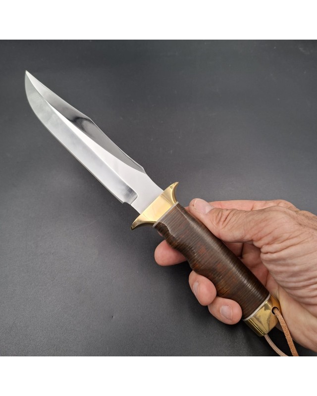 La Grotte du Loup MACV SOG Fighter forged carbon steel blade brass guard and pommel stacked leather handle