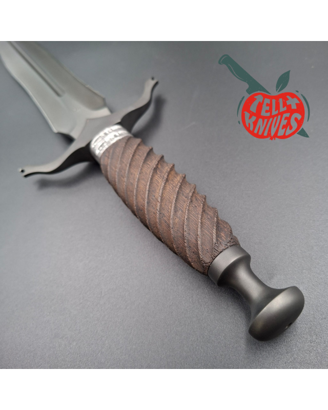 Michal Komorovsky Hunting Dagger Sleipner steel black DLC coating Wenge wood handle black leather sheath [duplicated]