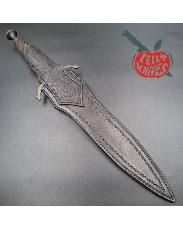 Michal Komorovsky Hunting Dagger Sleipner steel black DLC coating Wenge wood handle black leather sheath [duplicated]