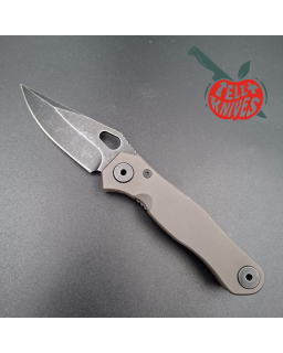 Quartermaster QSE 5tt folding knife CPM-154 stainless steel blackwash finish gray titanium handle framelock