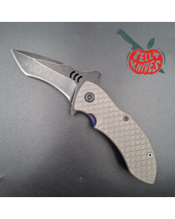 Quartermaster 2014 QSE 4tt folding knife CPM-154 stainless steel blackwash finish gray and blue titanium handle framelock