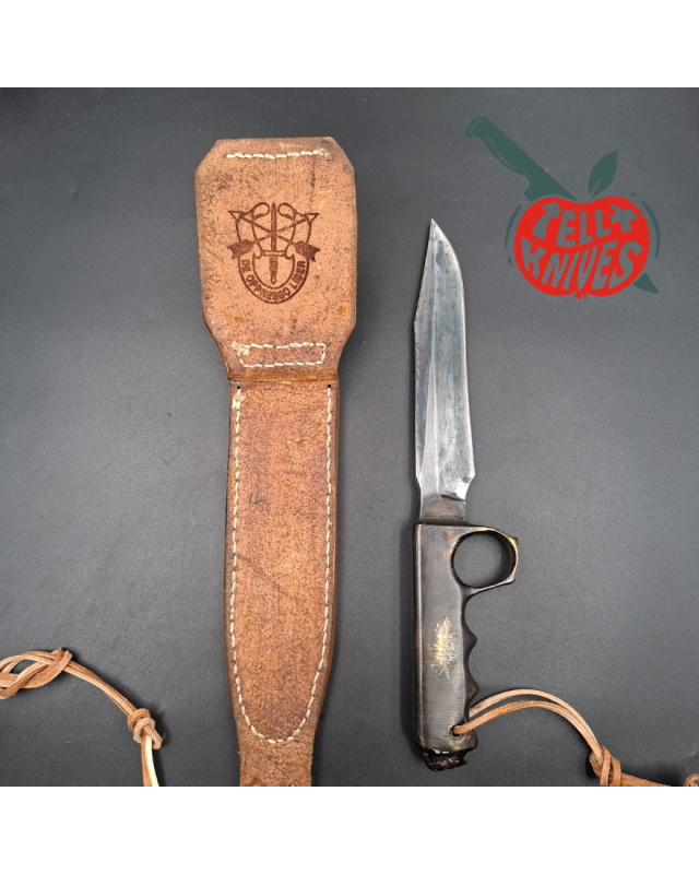 La Grotte du Loup One Knuckle Fighter Diver Knife forged carbon steel blade full brass handle