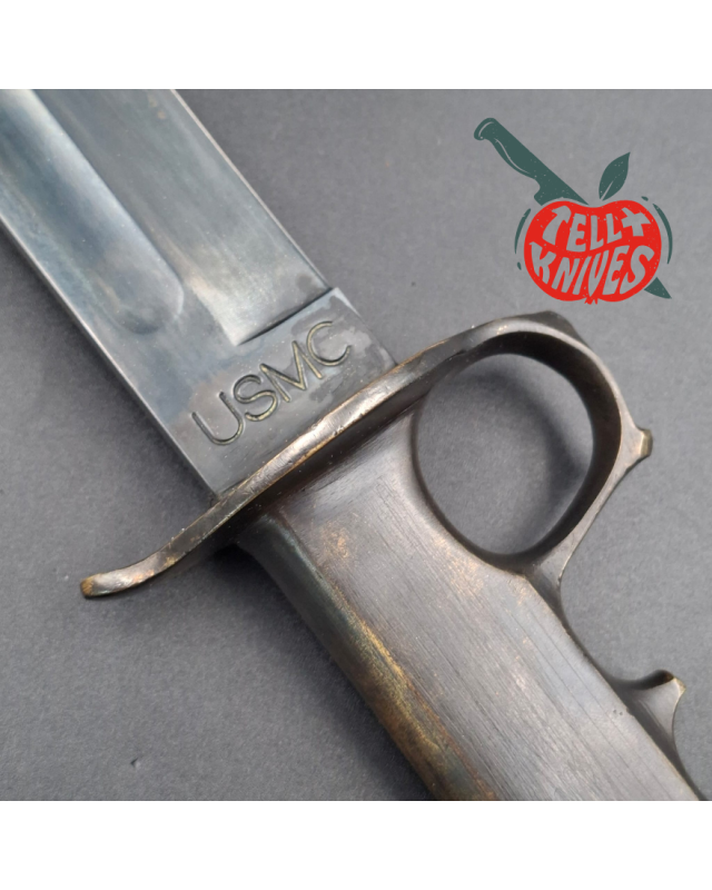 La Grotte du Loup KABAR USMC One Knuckle Fighter Knife 1095HC carbon steel blade full brass handle