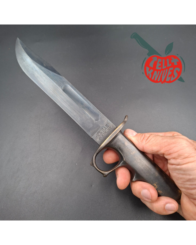 La Grotte du Loup KABAR USMC One Knuckle Fighter Knife 1095HC carbon steel blade full brass handle