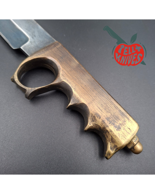La Grotte du Loup One Knuckle Fighter forged carbon steel blade full brass handle