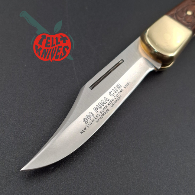 PUMA 1982 960 Puma Cub hunting folder stainless steel bowie blade brass bolsters engraved wood handle