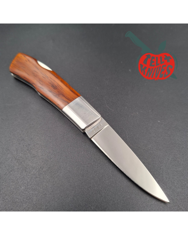 MOKI Limited Edition 2000 Knife of the Year, mother-of-pearl handle, wooden presentation box, 1 of 300