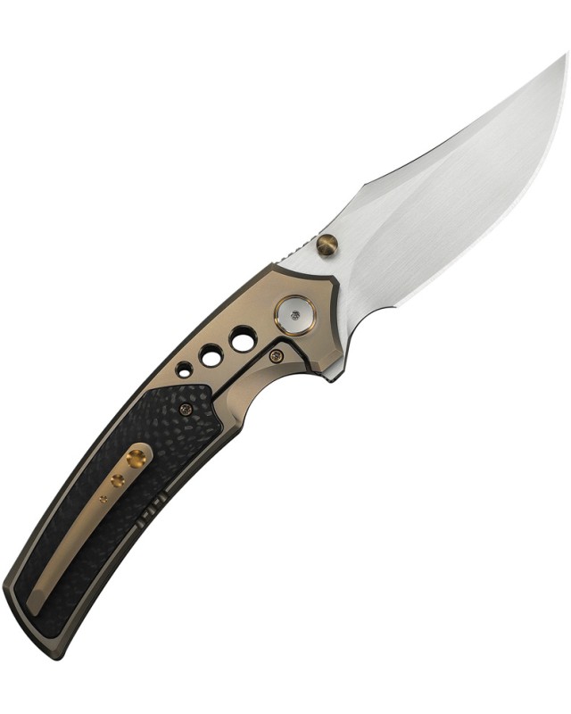 We Knife Skynix con lama in acciaio Bohler M390 satinato e manico in fibra di carbonio nero titanio color champagne
