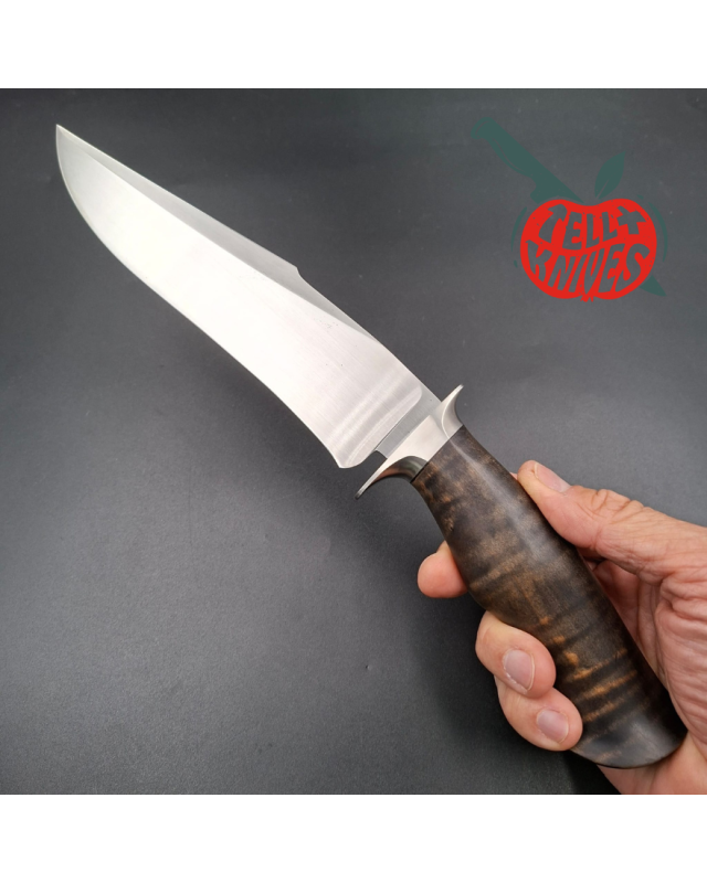 Sam Lurquin Tsavo Fighter satin finish forged 80CrV2 carbon steel blade curly maple wood handle black leather sheath