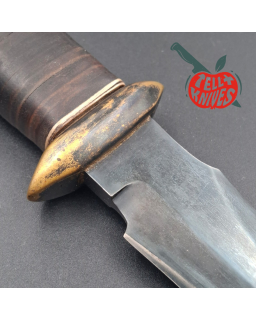 The Grotte du Loup SOG Vietnam Replica: forged carbon steel blade, brass guard and pommel, stacked leather handle