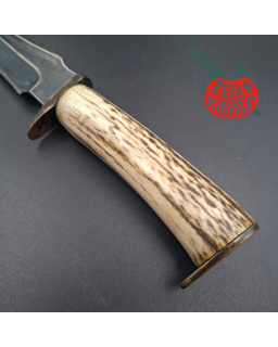 La Grotte du Loup Big Game Hunter forged carbon steel blade stag handle