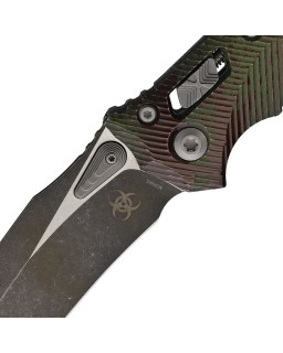 Microtech Amphibian Outbreak, lama in acciaio M390MK con finitura "Finish", manico in alluminio scanalato, serie Signature