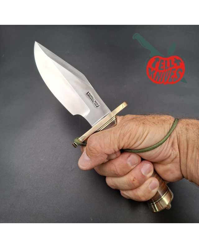 Randall Made Knives Modell 19-5 Bushmaster: geschmiedeter Kohlenstoffstahl, gestapelter Ledergriff, Messingparier und -knauf