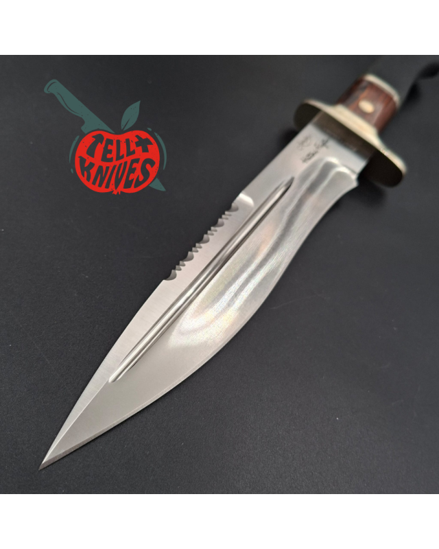 Junglee Hattori FT200 Fighter SEKI Japan MVS-8 stainless steel blade cocobolo wood and Kraton handle black leather sheath