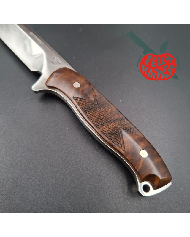 BUCK Knives 2004 819 Signature Series Limited Edition 0077/1000 mirror finish S30V stainless steel walnut handle