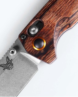 Benchmade North Fork 15032 – CPM-S30V – Érable stabilisé