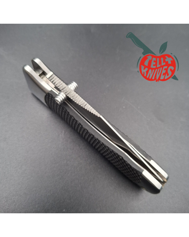SOG Tomcat II S94 – lame acier AUS-6 manche Kraton noir – Seki Japan – État neuf avec boîte et étui