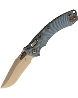 Microtech Mini Amphibian Marfione Select – lame acier M390MK Bronze Stonewash manche fluted titanium Antique Blue