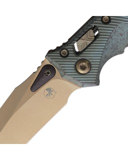 Microtech Mini Amphibian Marfione Select – lame acier M390MK Bronze Stonewash manche fluted titanium Antique Blue