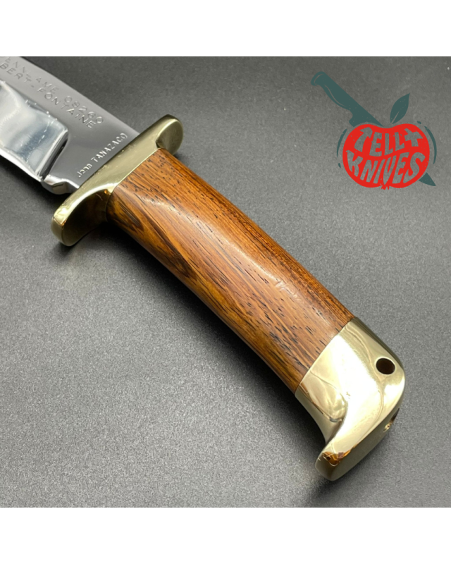 Jean Tanazacq Ardennelame 1981-1982 Modèle Tronçay 1  acier 440C forgé finition miroir garde laiton manche bois de no