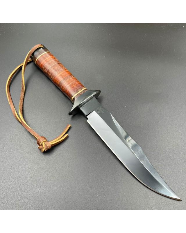 SOG S1 5th Special Forces Group Vietnam - blued SK5 carbon steel blade stacked leather handle black leather sheath