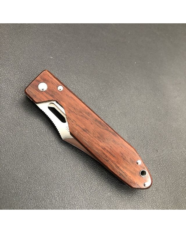 SOG JetEdge II folder