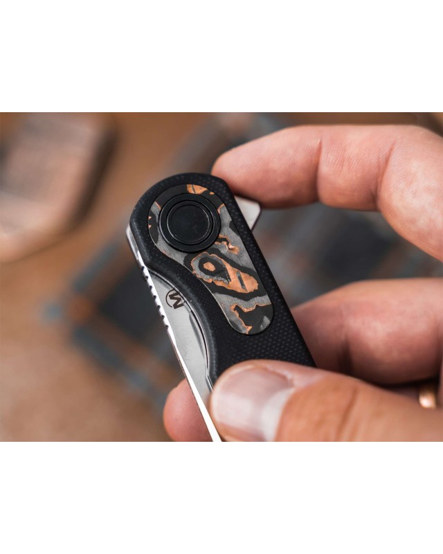 Magnum Braddock 440B steel Black G10 Flipper CF Copper inlay Magnum Braddock 440B steel Black G10 Flipper CF Copper inlay