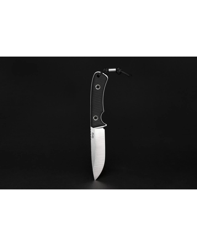 South Pole CPM-MagnaCut steel Satin Finish black Micarta handle black kydex