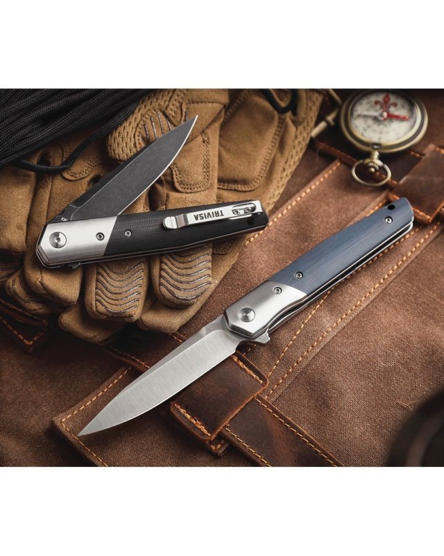 Leominor Flipper Linerlock Blue G10 Böhler K110 steel satin finish Leominor Flipper Linerlock Blue G10 Böhler K110 steel satin finish
